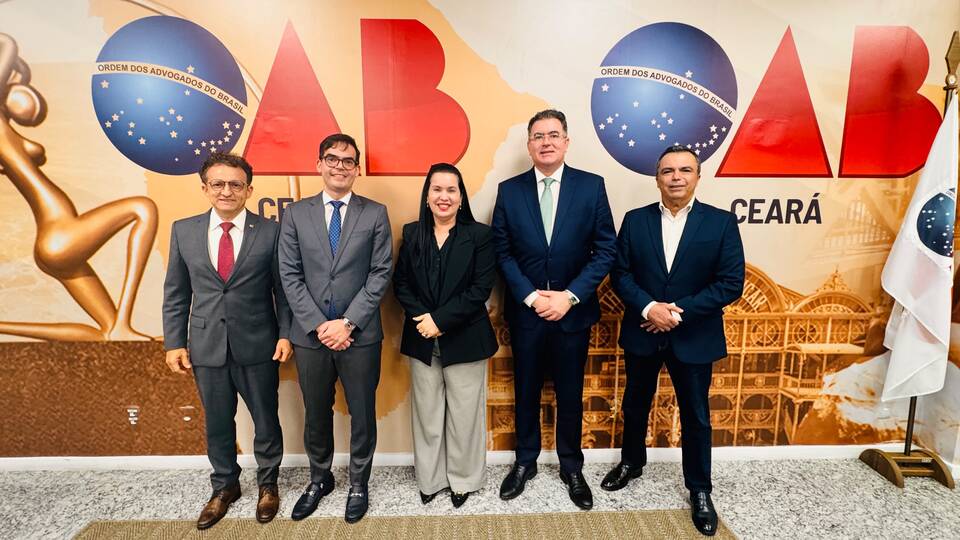 APECE e OAB-CE fortalecem diálogo institucional em defesa da Advocacia Pública